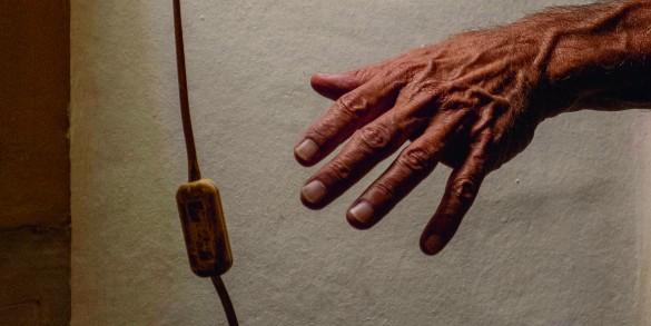 {featured_story:article_caption}